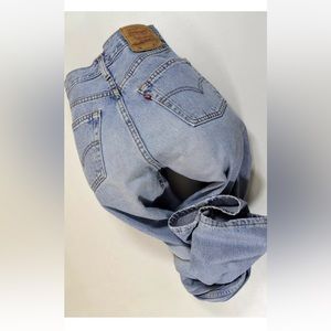 Vintage LEVIS 6501 FOR WOMEN 501 JEANS (tagW28) L32  High waist.